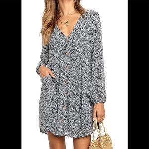 Brand new long sleeve button front tunic!